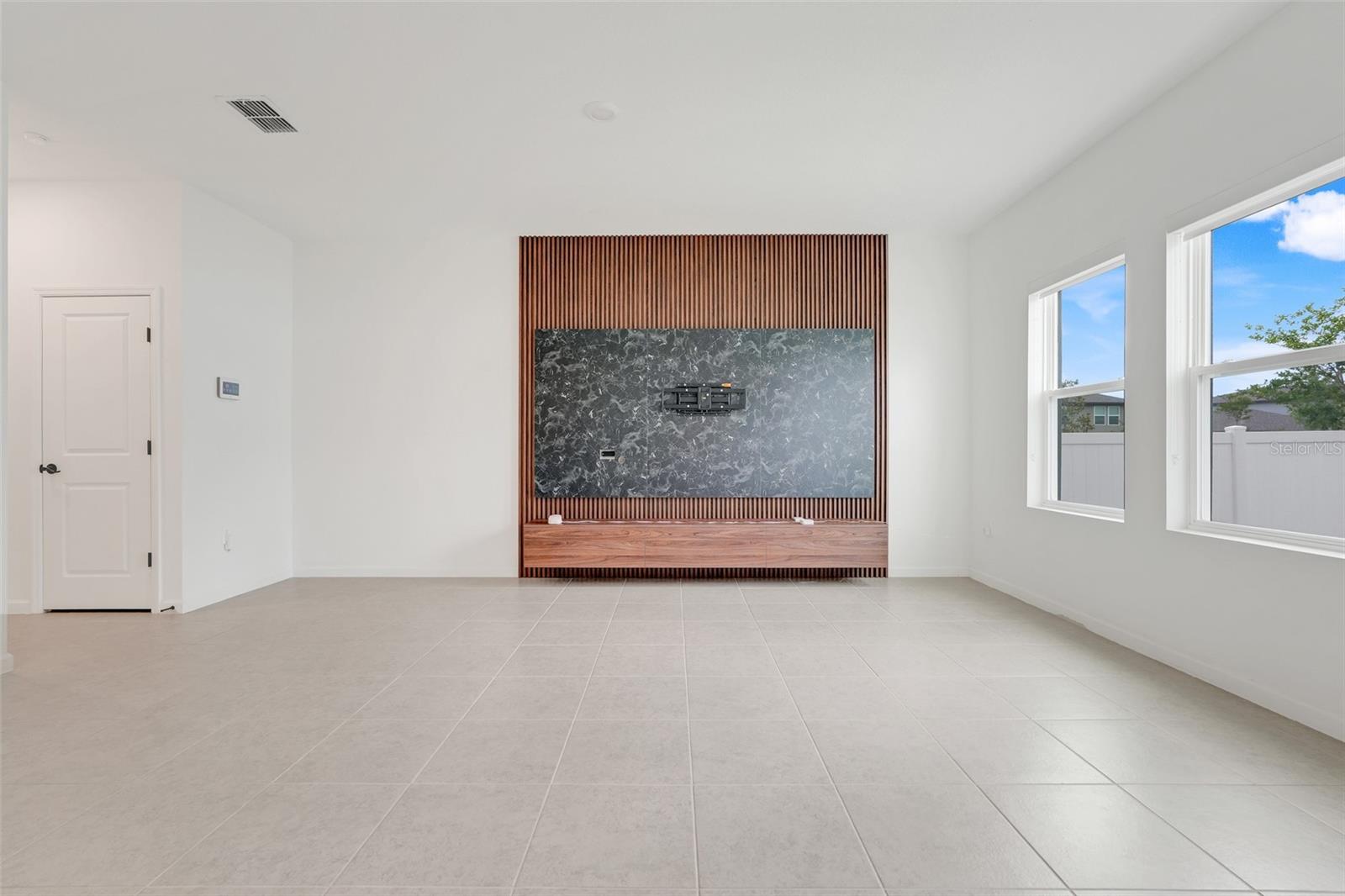 MINNEOLA HILLS PH 2A - Residential Lease