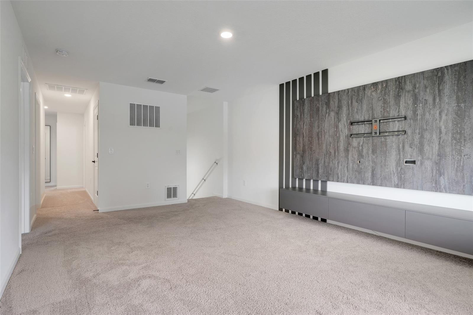 MINNEOLA HILLS PH 2A - Residential Lease