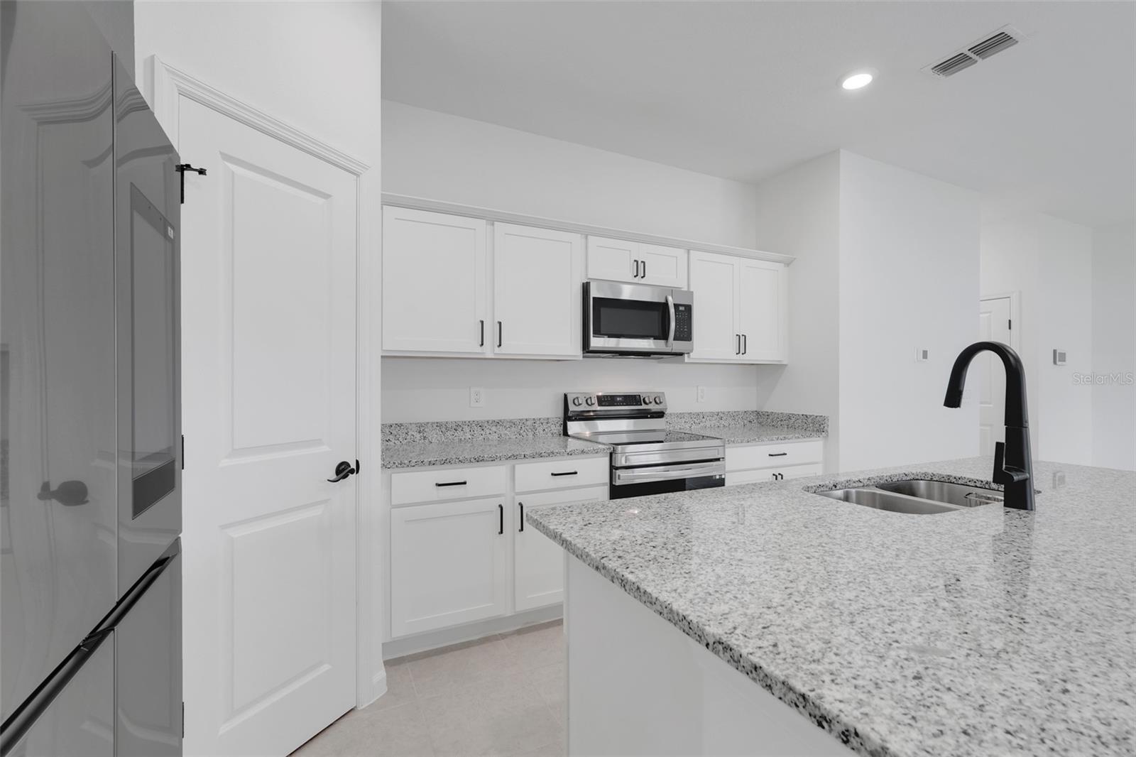 MINNEOLA HILLS PH 2A - Residential Lease