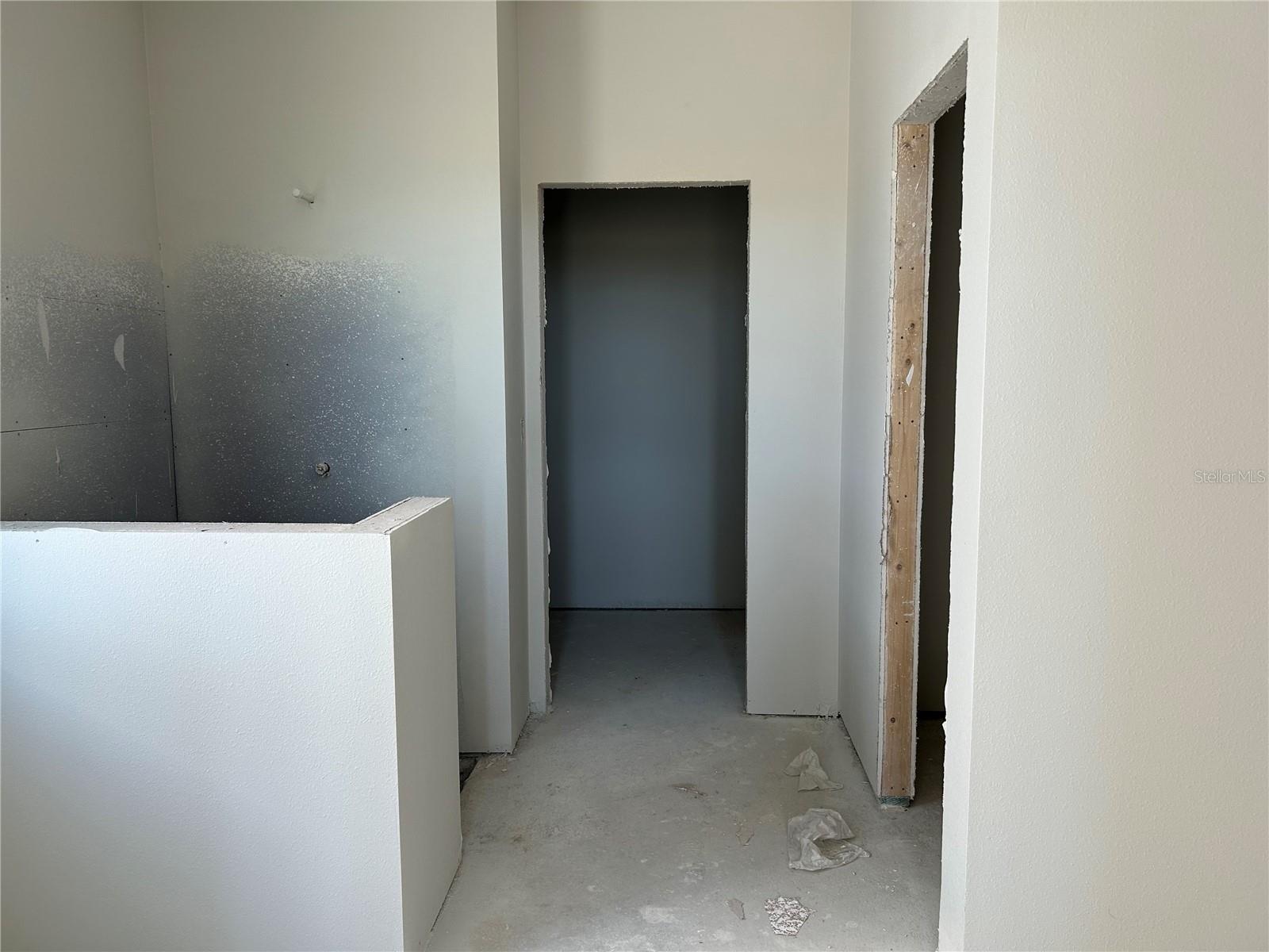 OAKFIELD TRAILS WEST - Residential