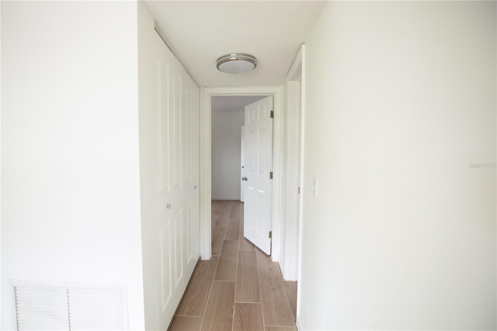 SHANGRI-LA APT PARK - Residential