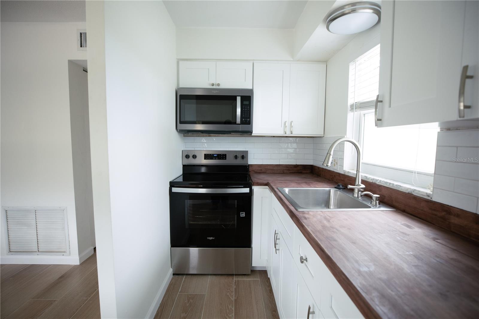 SHANGRI-LA APT PARK - Residential