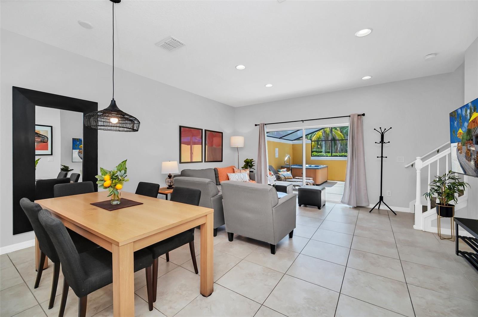 3070 YELLOW LANTANA LANE
