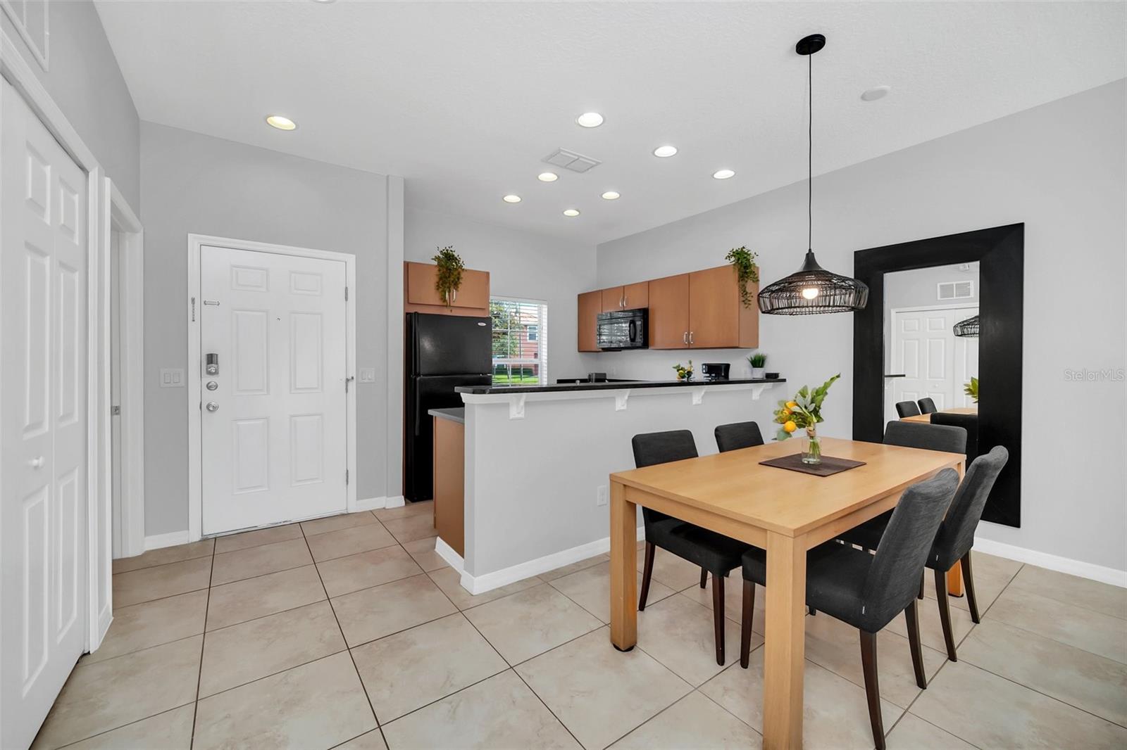 3070 YELLOW LANTANA LANE