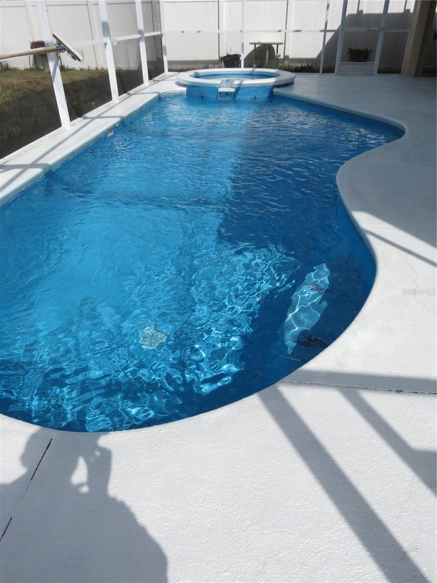 PINEWOOD COUNTRY ESTATES - Residential