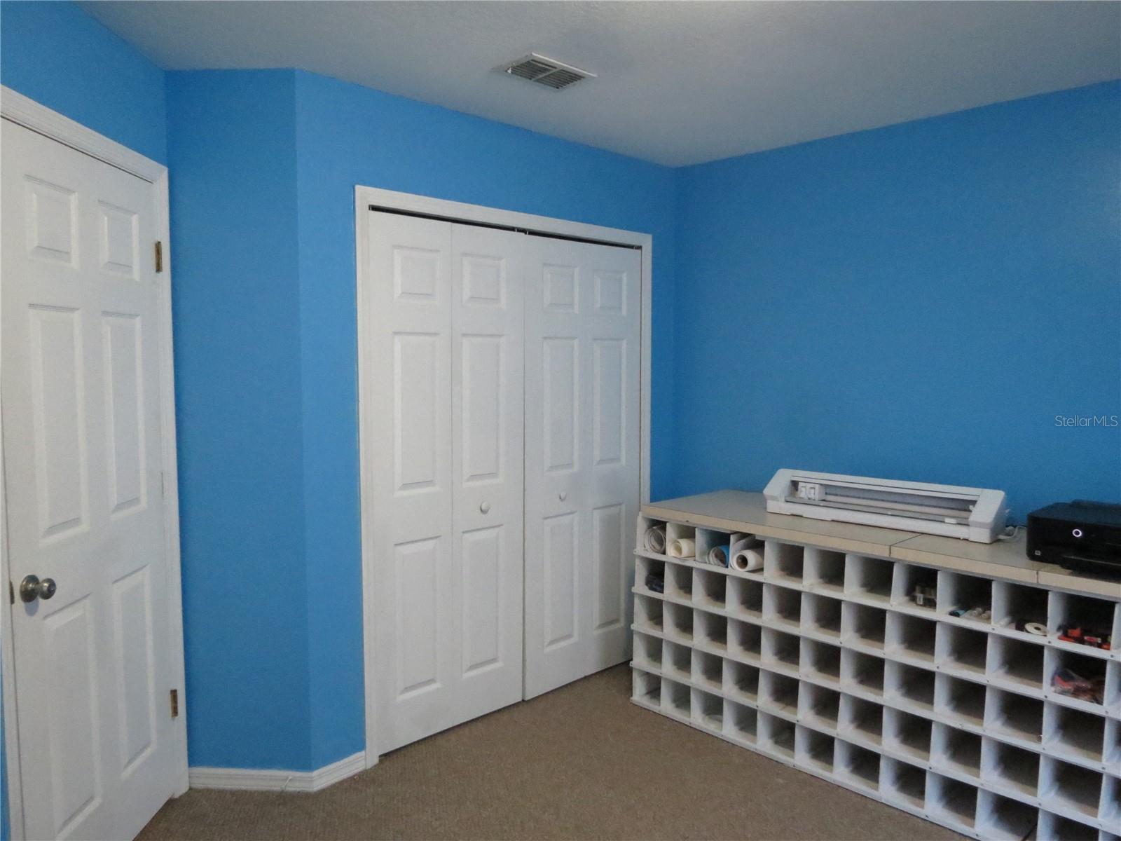 PINEWOOD COUNTRY ESTATES - Residential