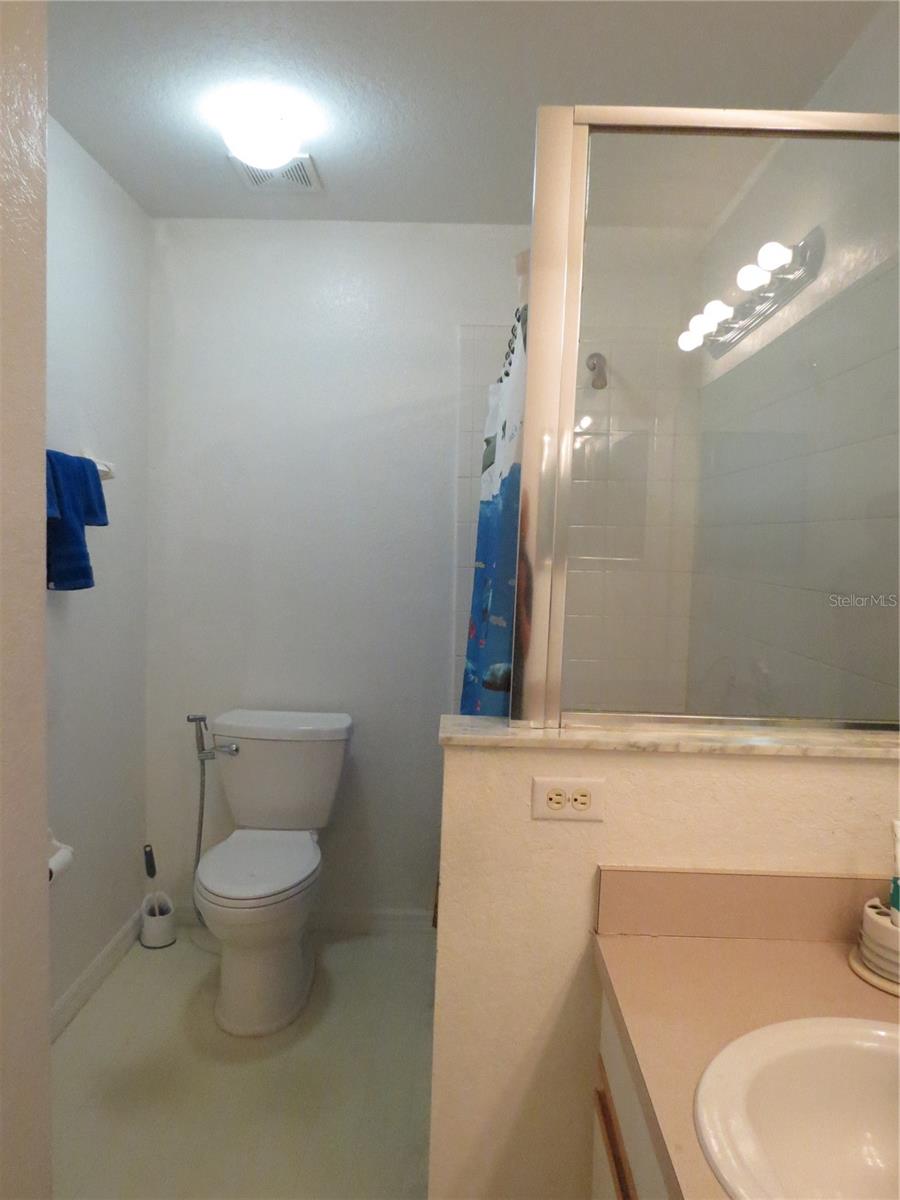 PINEWOOD COUNTRY ESTATES - Residential