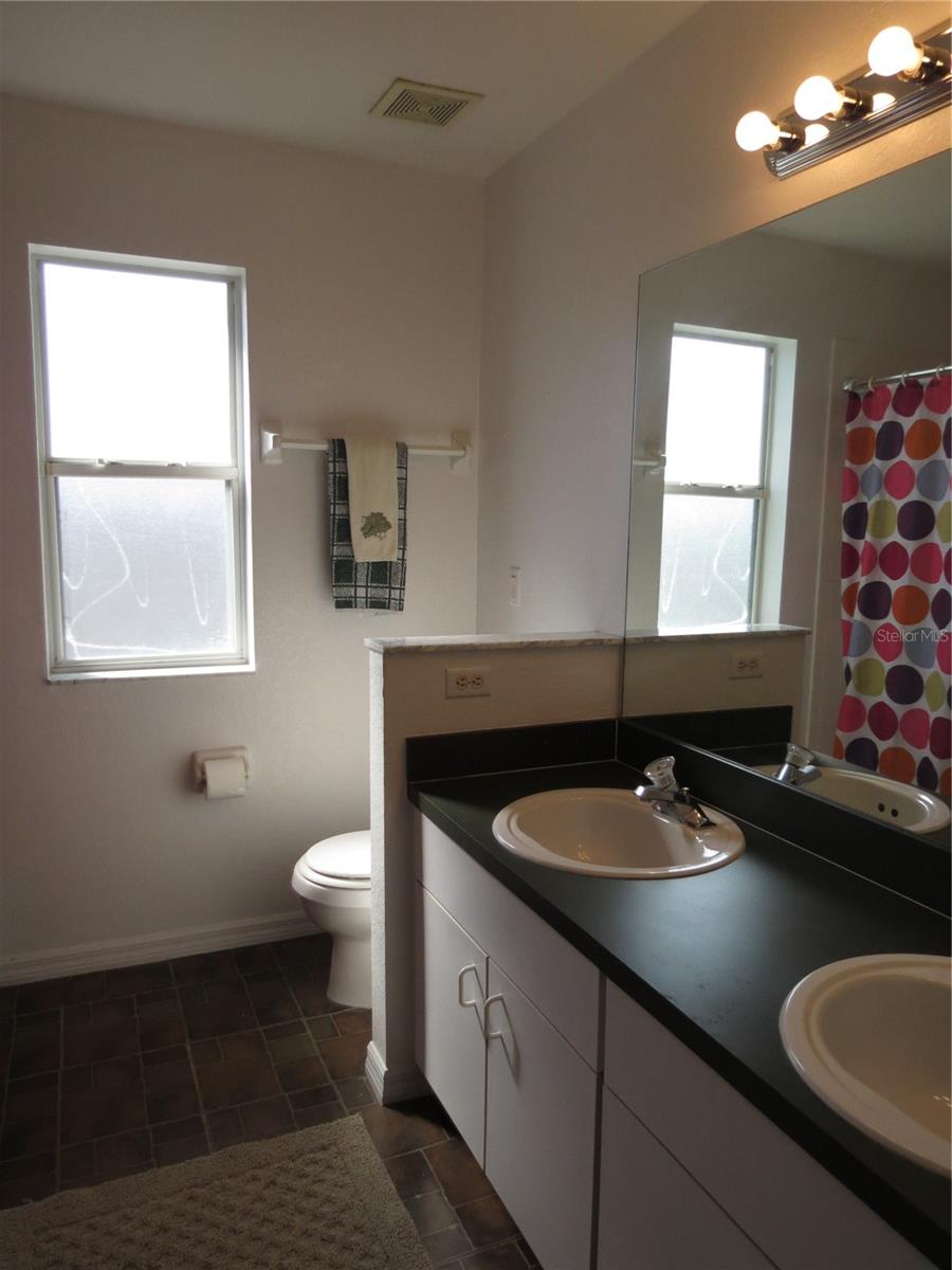 PINEWOOD COUNTRY ESTATES - Residential