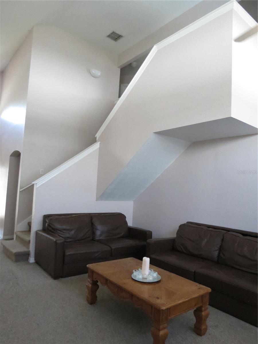 PINEWOOD COUNTRY ESTATES - Residential