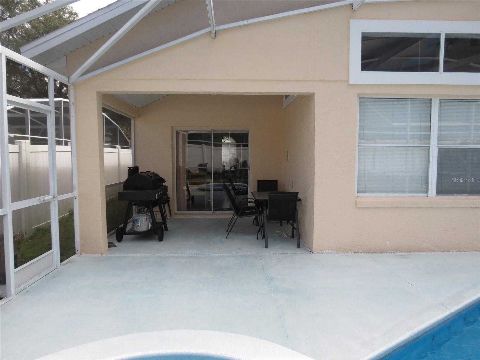 PINEWOOD COUNTRY ESTATES - Residential