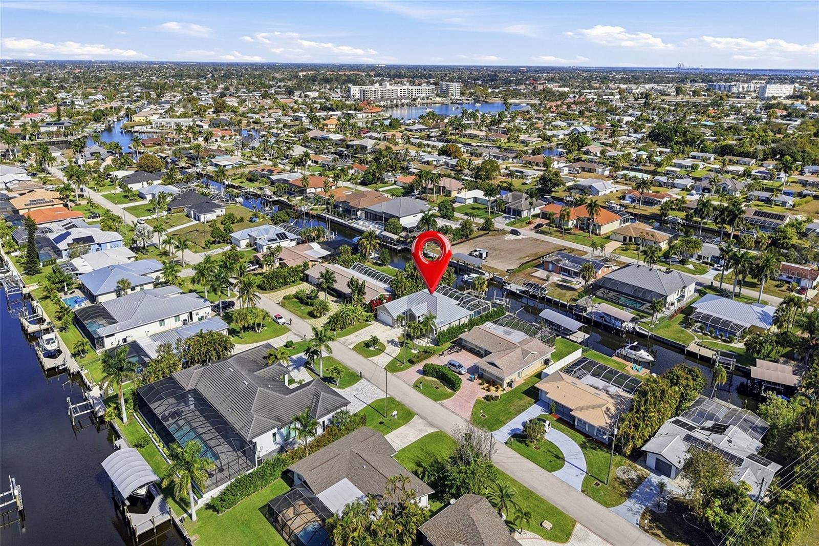 5267 STRATFORD COURT