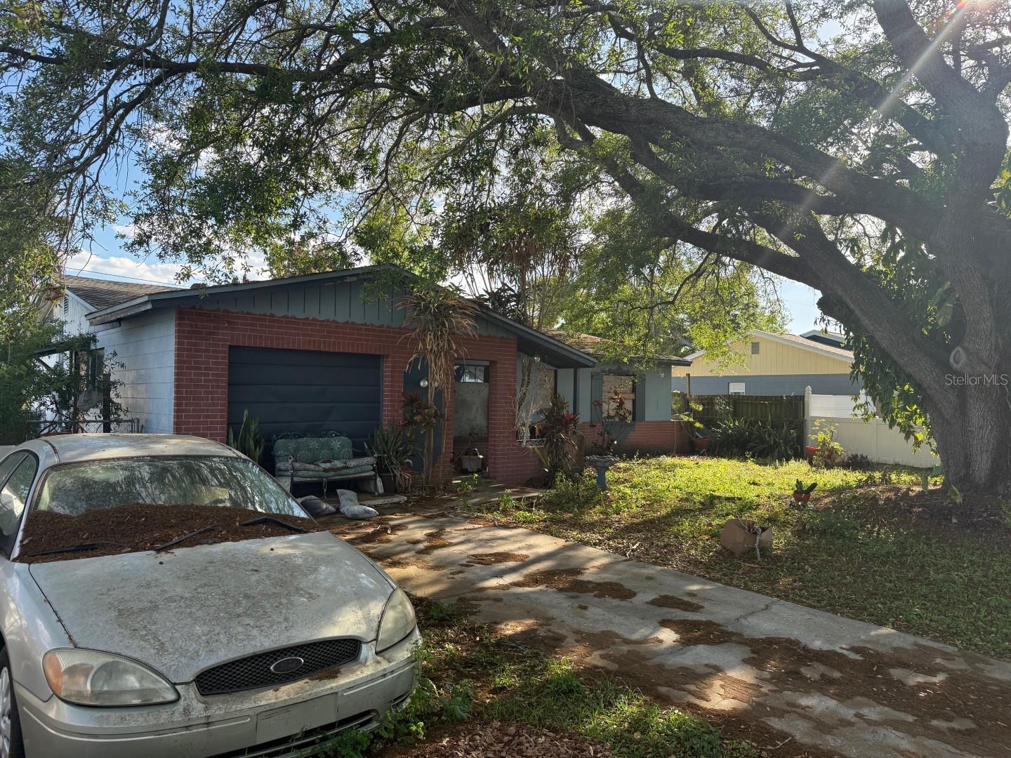 WINSTON PARK UNIT 4 - Residential