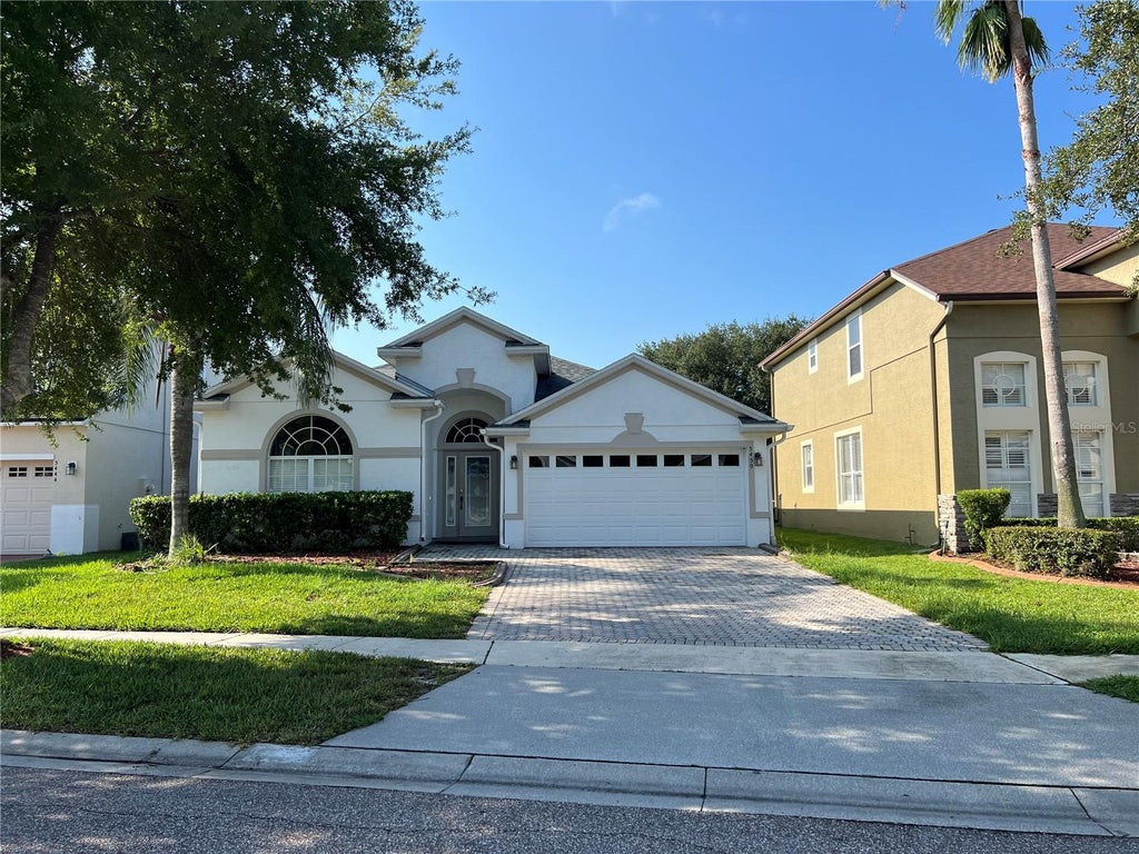 Photo of 5450 Los Palma Vista Drive, Orlando, FL 32837 (MLS # S5159574)