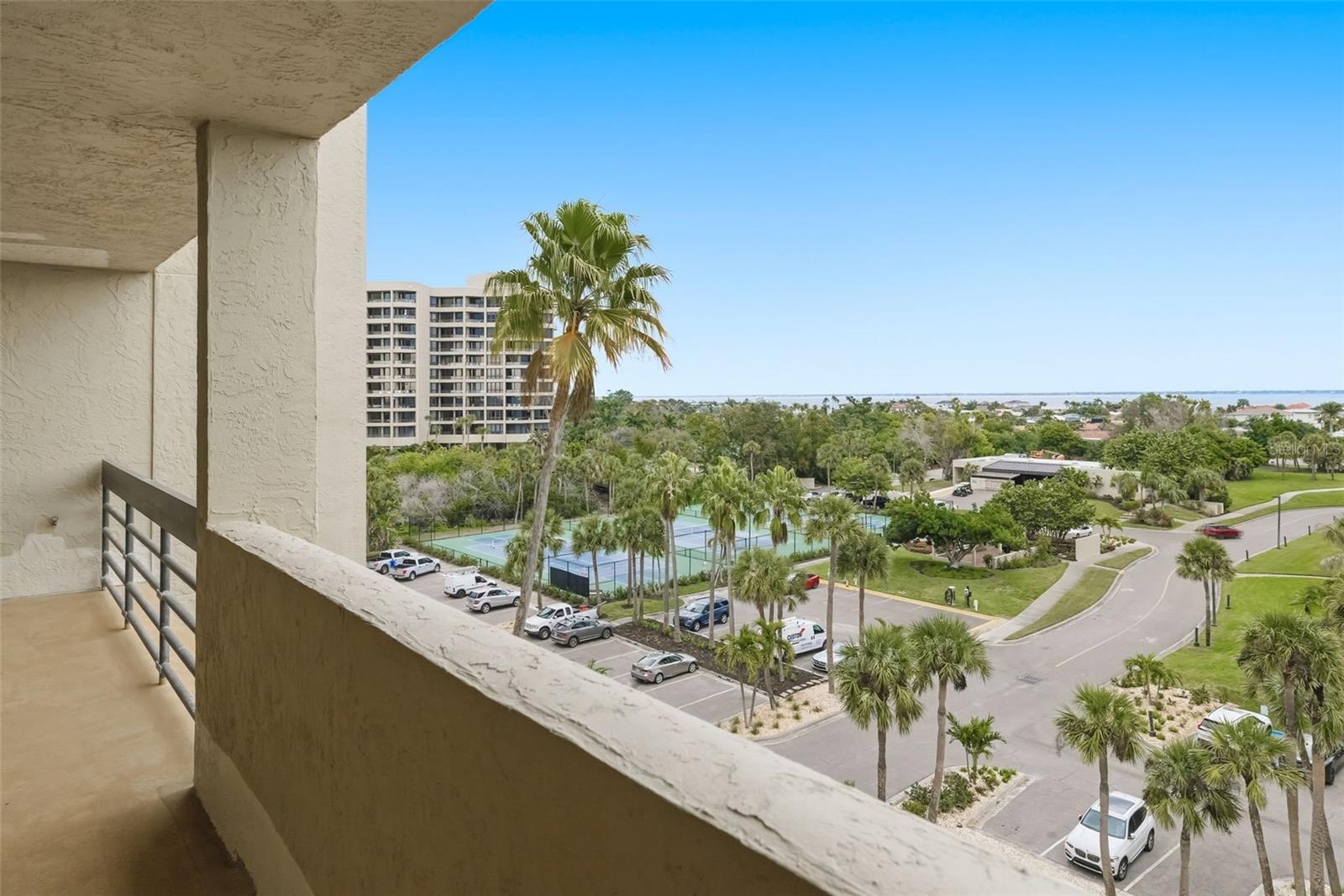 BEACHPLACE - Residential