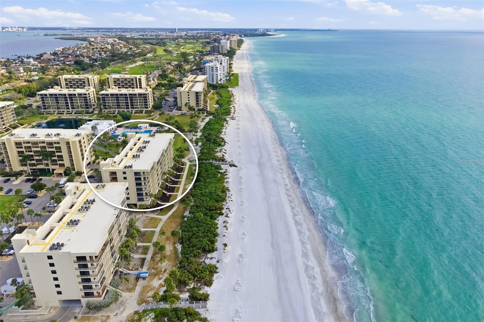 BEACHPLACE - Residential