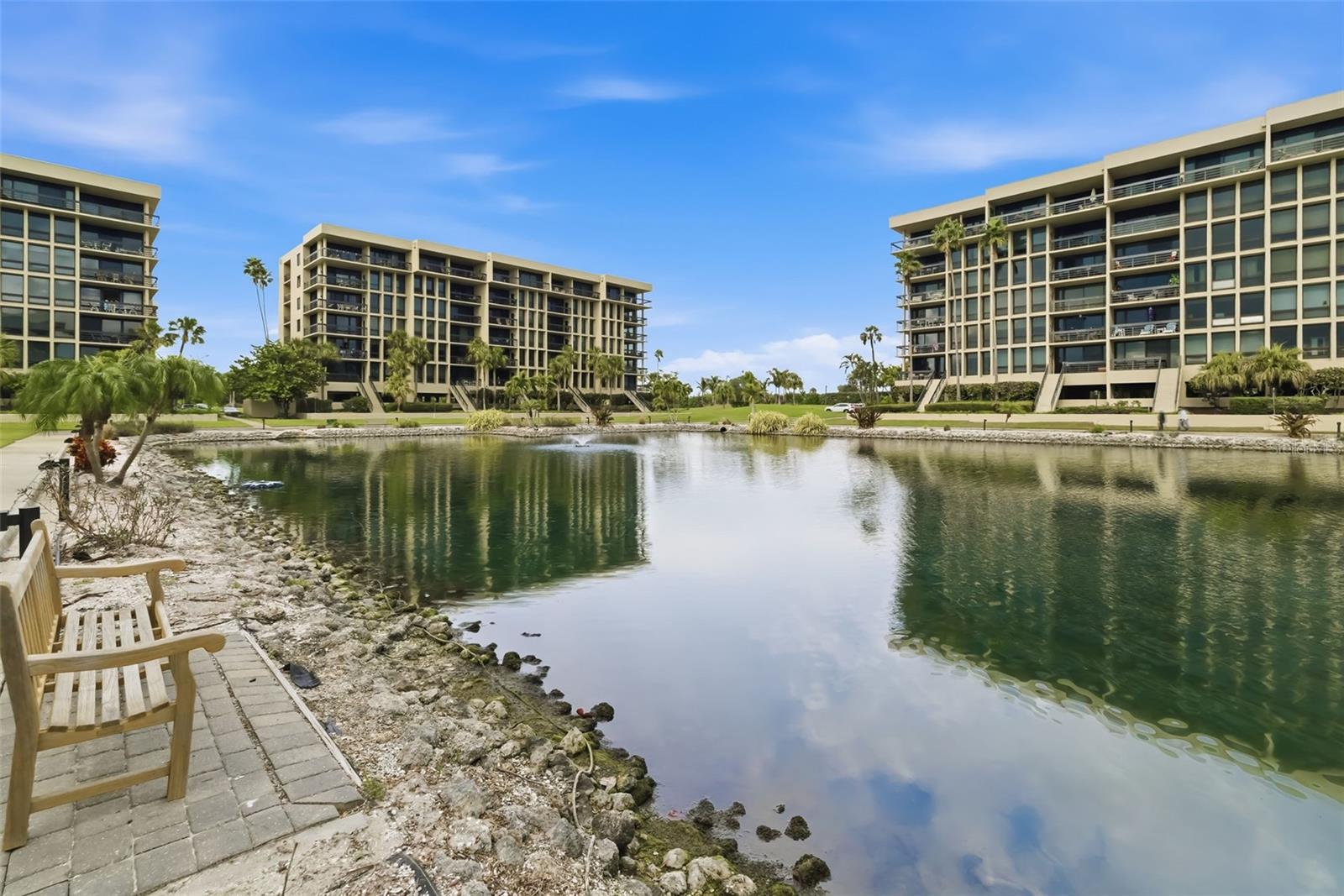 BEACHPLACE - Residential