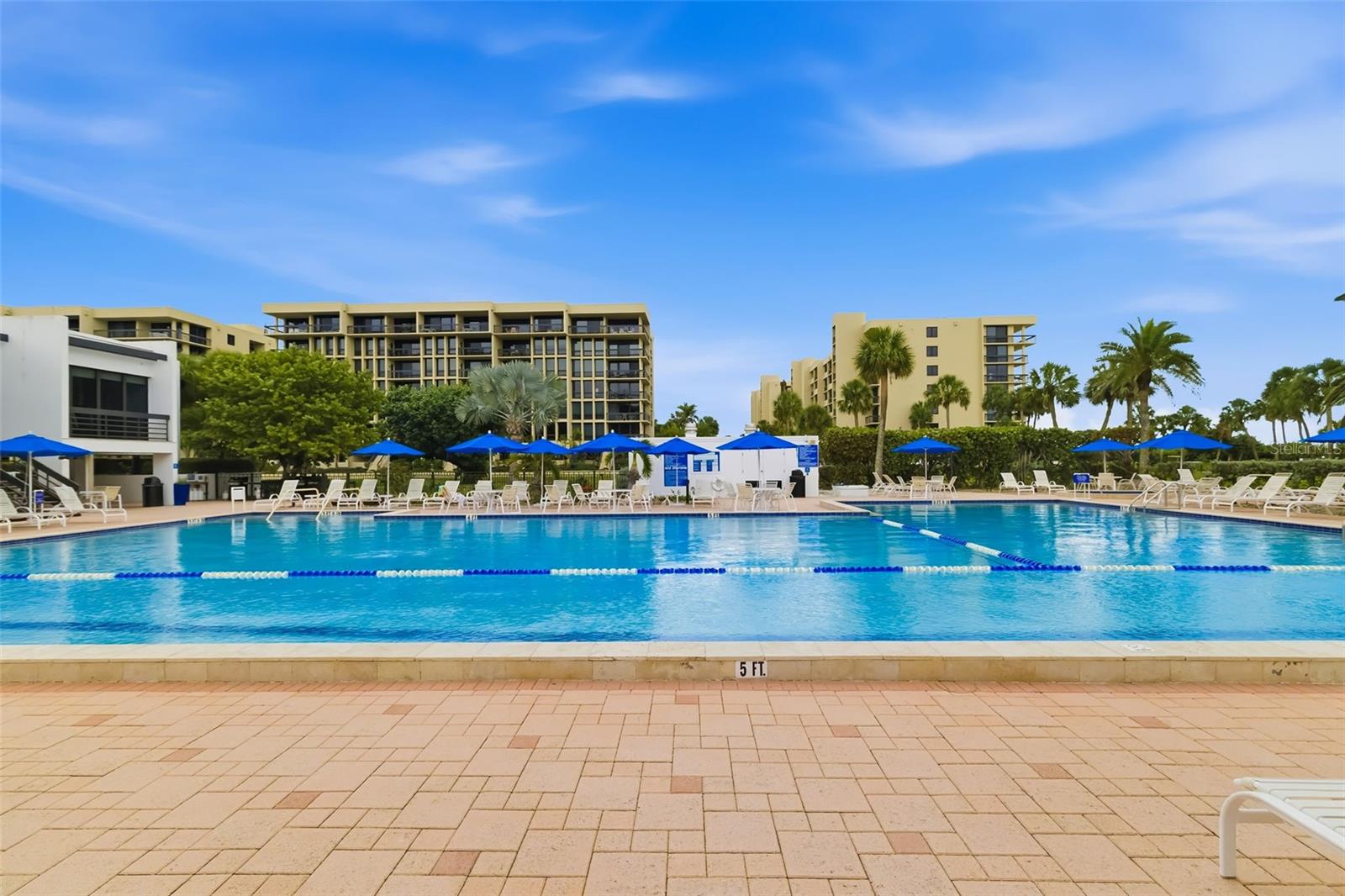 BEACHPLACE - Residential