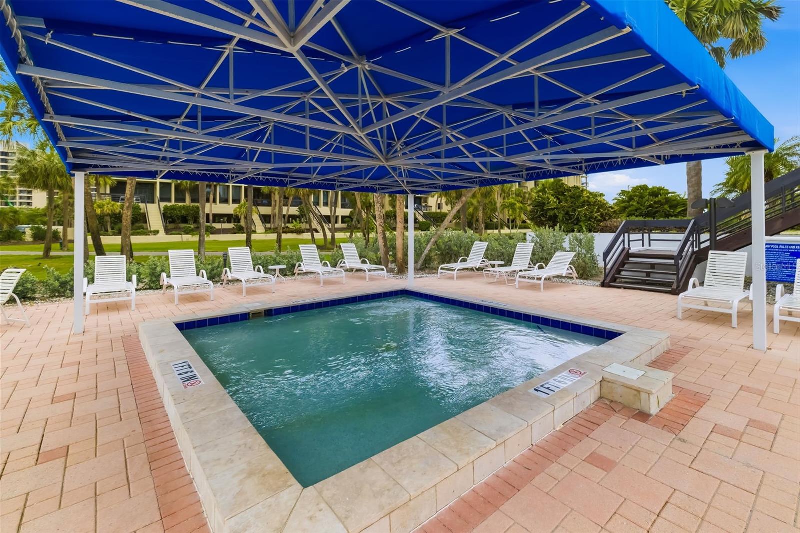 BEACHPLACE - Residential