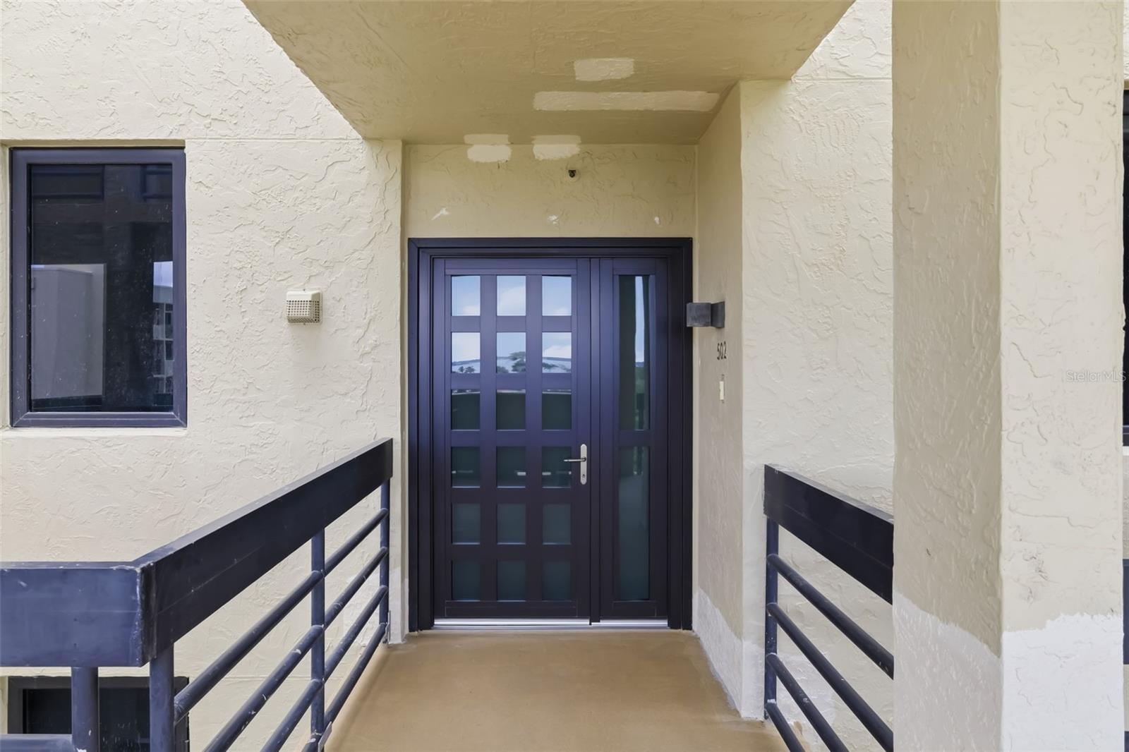 BEACHPLACE - Residential