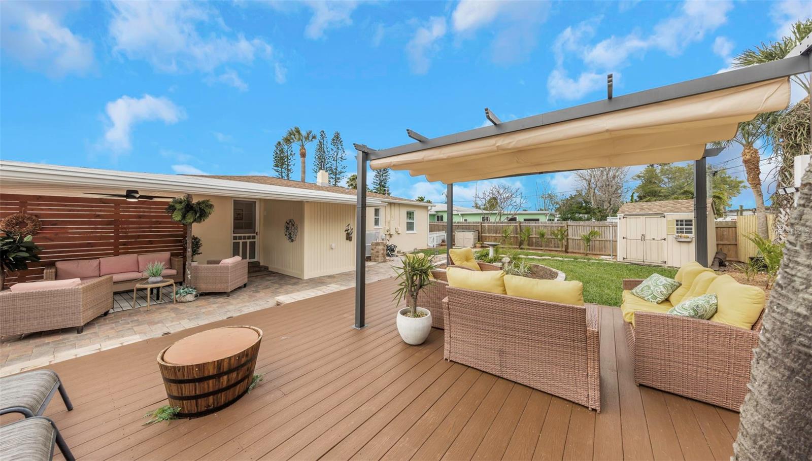 ST PETERSBURG BEACH NORTH UNIT 3 - Residential