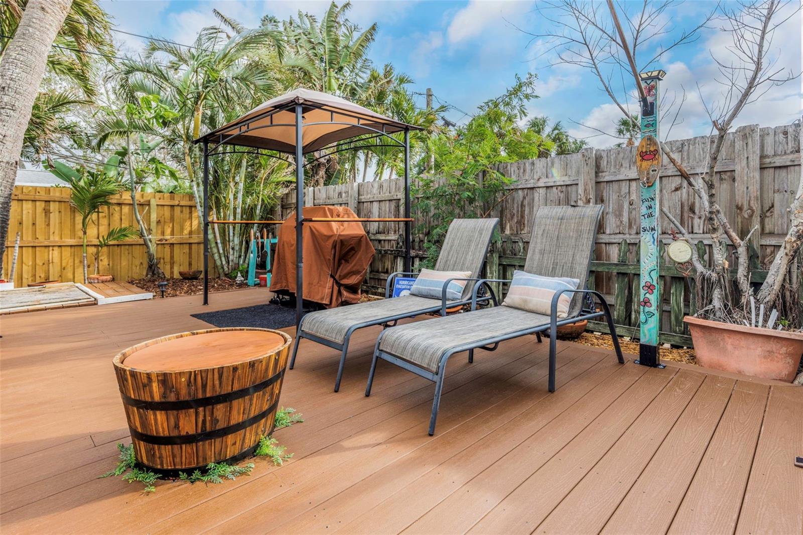 ST PETERSBURG BEACH NORTH UNIT 3 - Residential