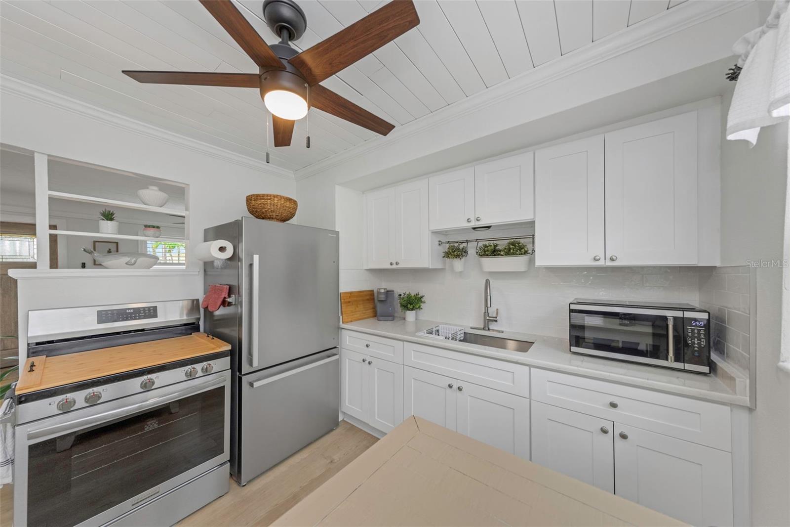 ST PETERSBURG BEACH NORTH UNIT 3 - Residential