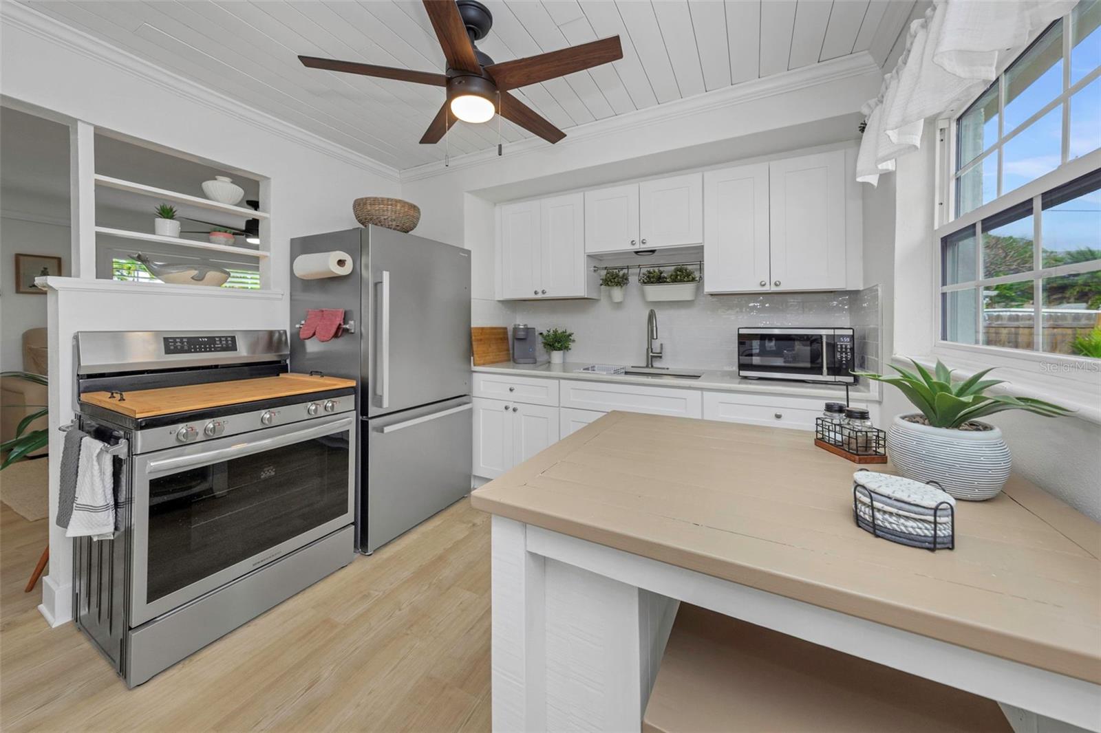 ST PETERSBURG BEACH NORTH UNIT 3 - Residential