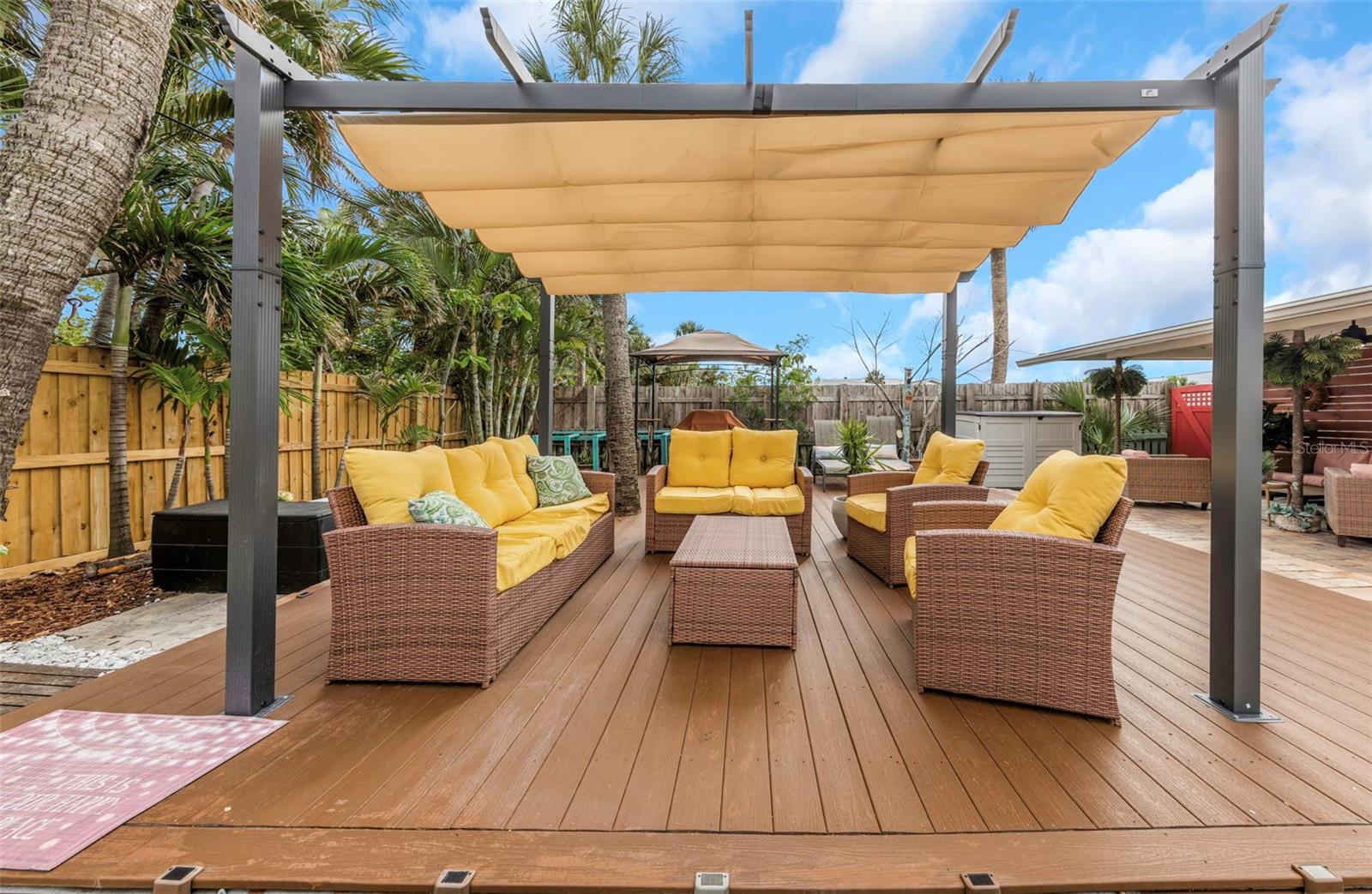 ST PETERSBURG BEACH NORTH UNIT 3 - Residential