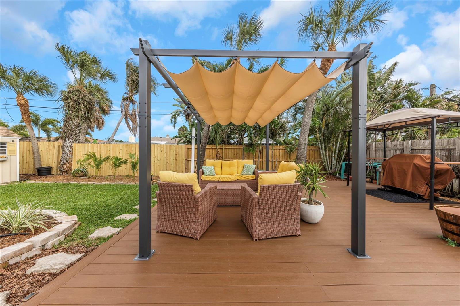 ST PETERSBURG BEACH NORTH UNIT 3 - Residential