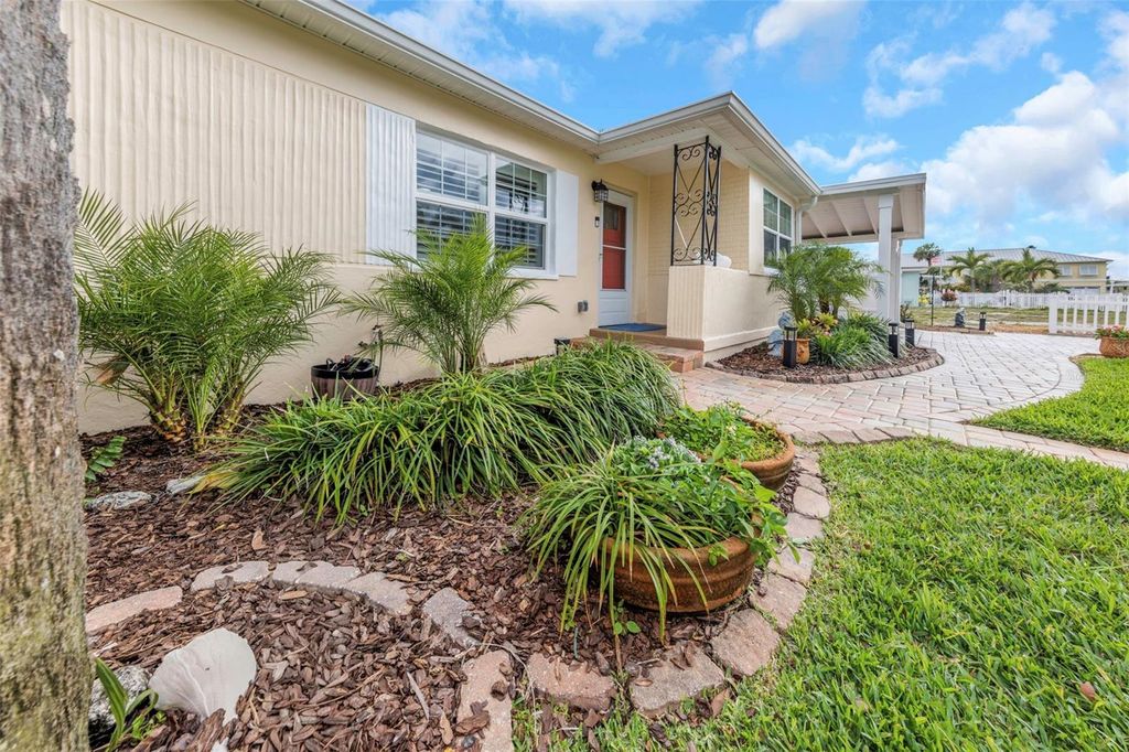 Photo of 550 80th Avenue, St Pete Beach, FL 33706 (MLS # TB8495833)
