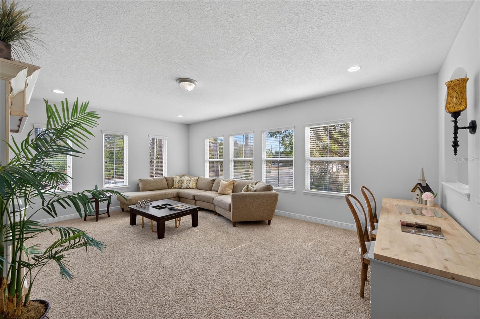 CRENSHAW RESERVE - Residential