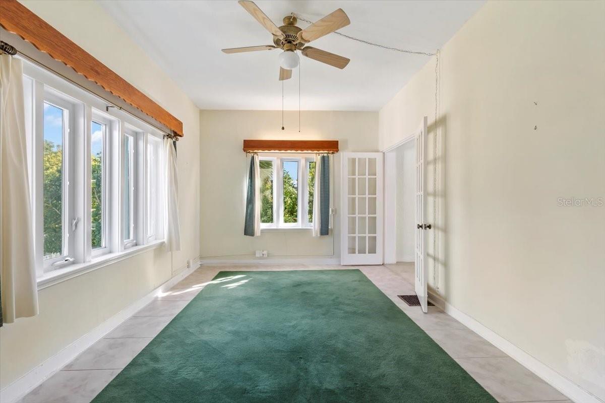 EL PINO PARQUE - Residential