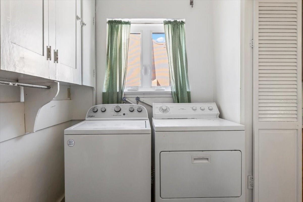 EL PINO PARQUE - Residential