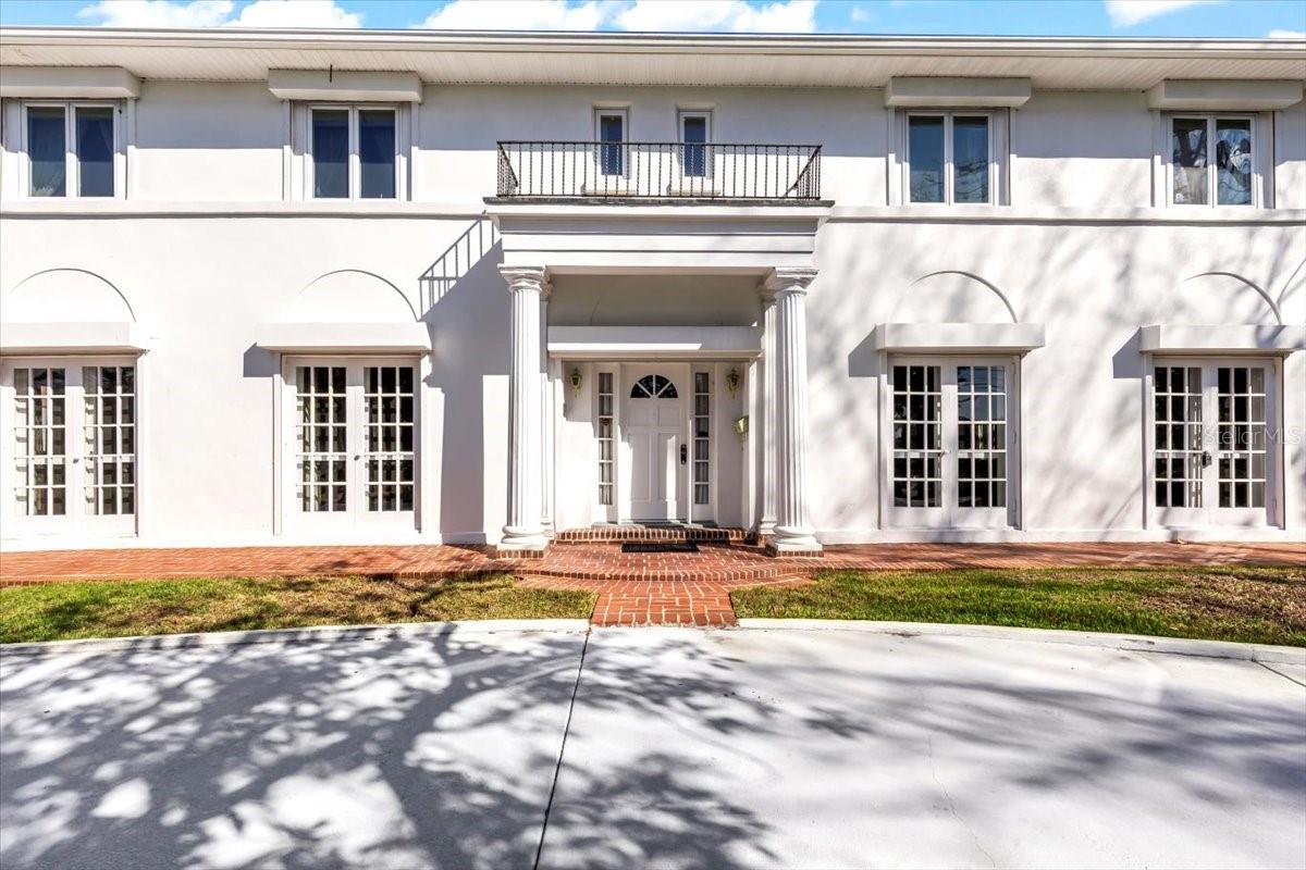 EL PINO PARQUE - Residential