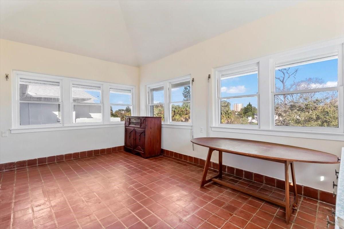 EL PINO PARQUE - Residential