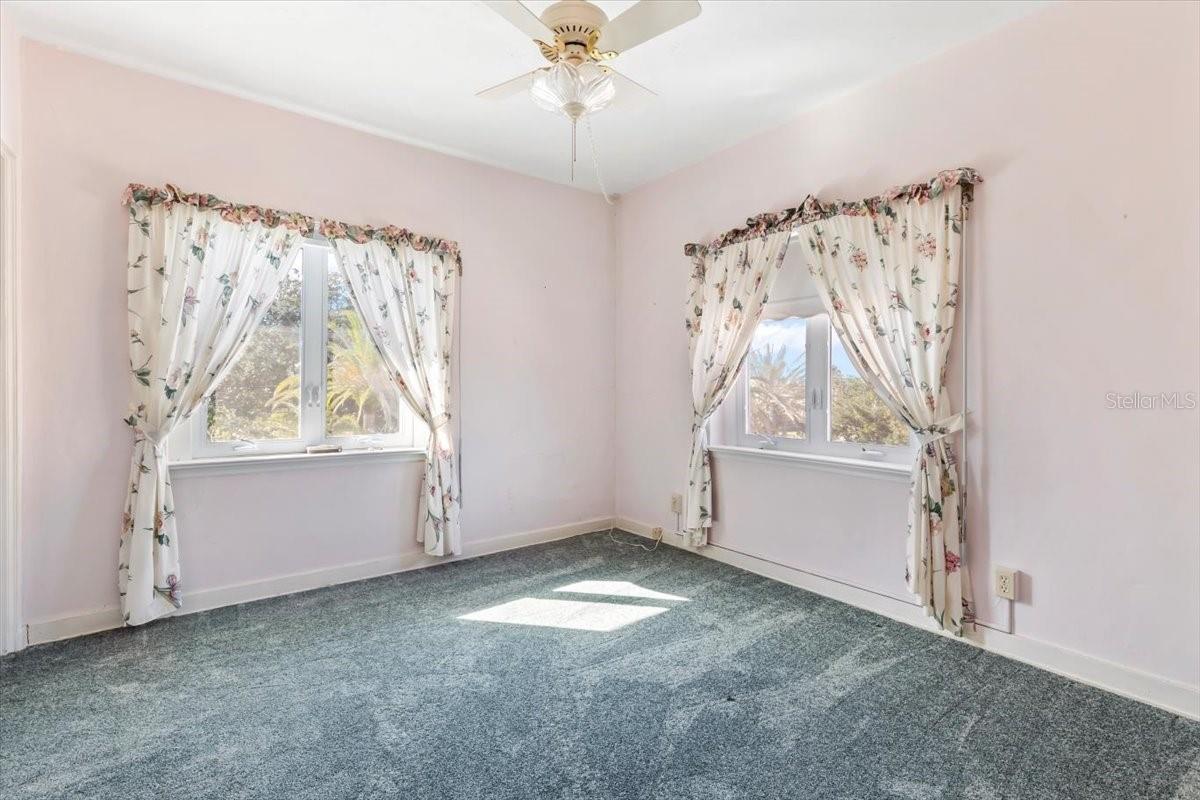 EL PINO PARQUE - Residential