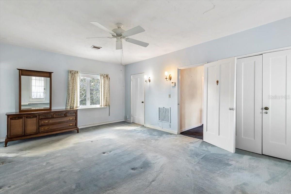 EL PINO PARQUE - Residential