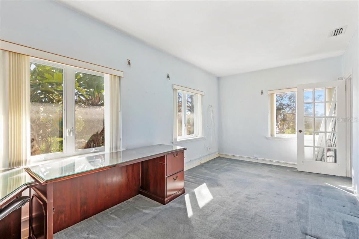 EL PINO PARQUE - Residential