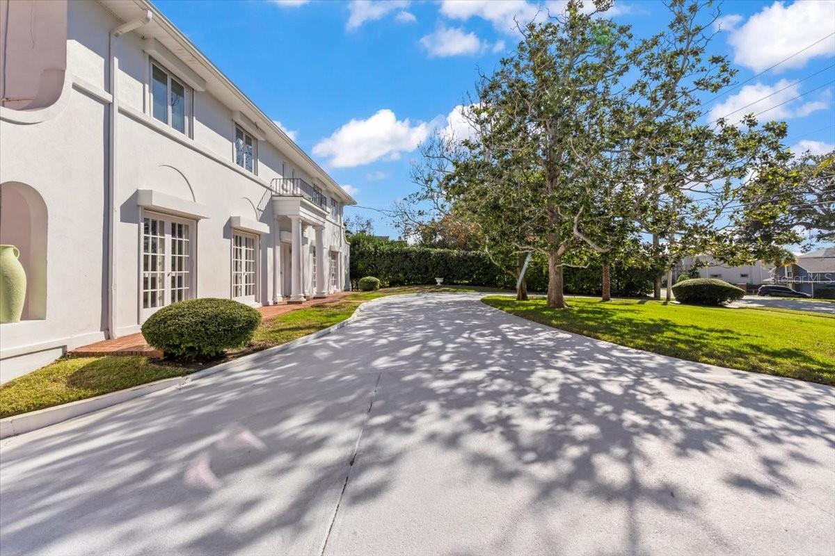 EL PINO PARQUE - Residential