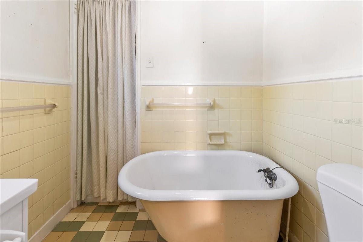 EL PINO PARQUE - Residential