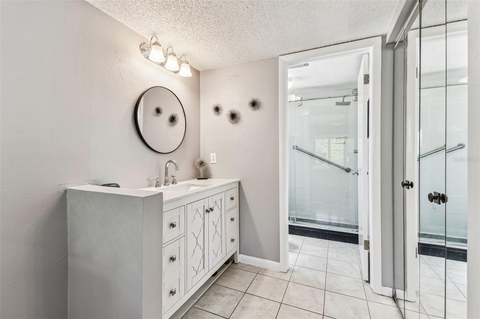 HEATHER LAKE APTS CONDO - Residential Lease