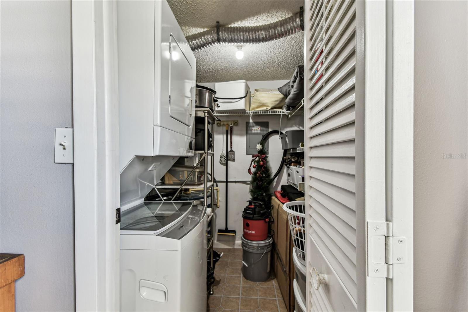 HEATHER LAKE APTS CONDO - Residential Lease