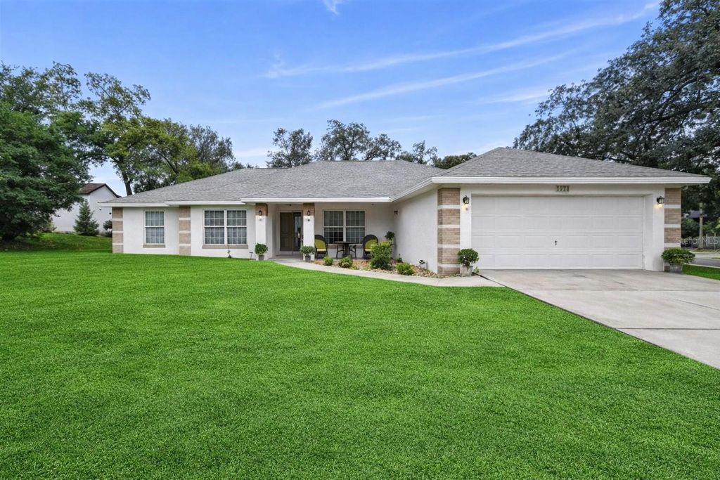 Photo of 270 Planter Road, Spring Hill, FL 34606 (MLS # W7881545)