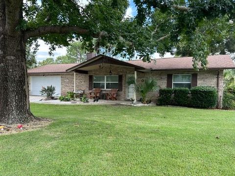 Photo of 14680 SE 97th Court, Summerfield, FL 34491 (MLS # OM710912)