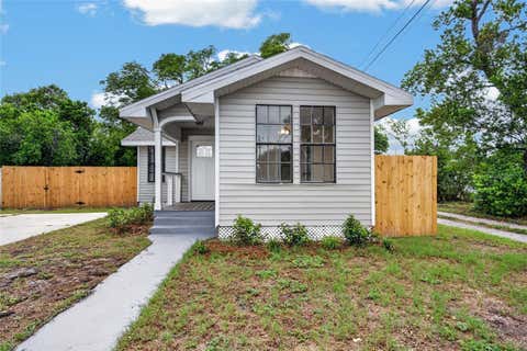 Photo of 1327 35th Street S, St Petersburg, FL 33711 (MLS # TB8538758)