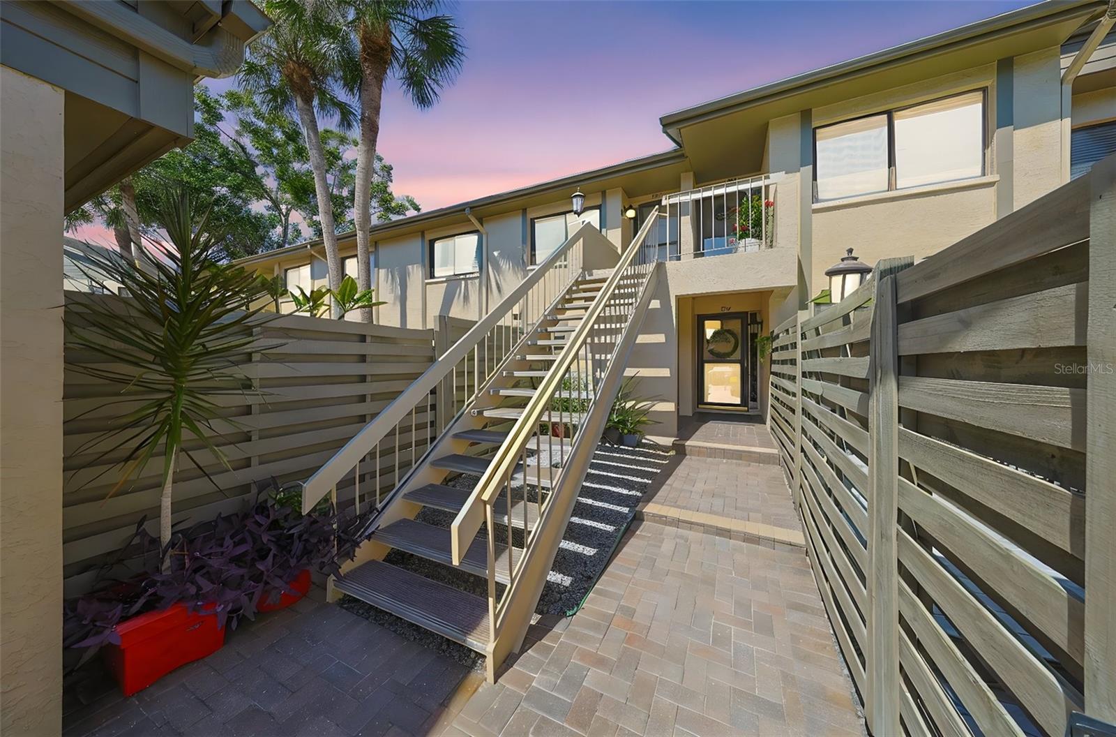 3165 LANDMARK DRIVE 713