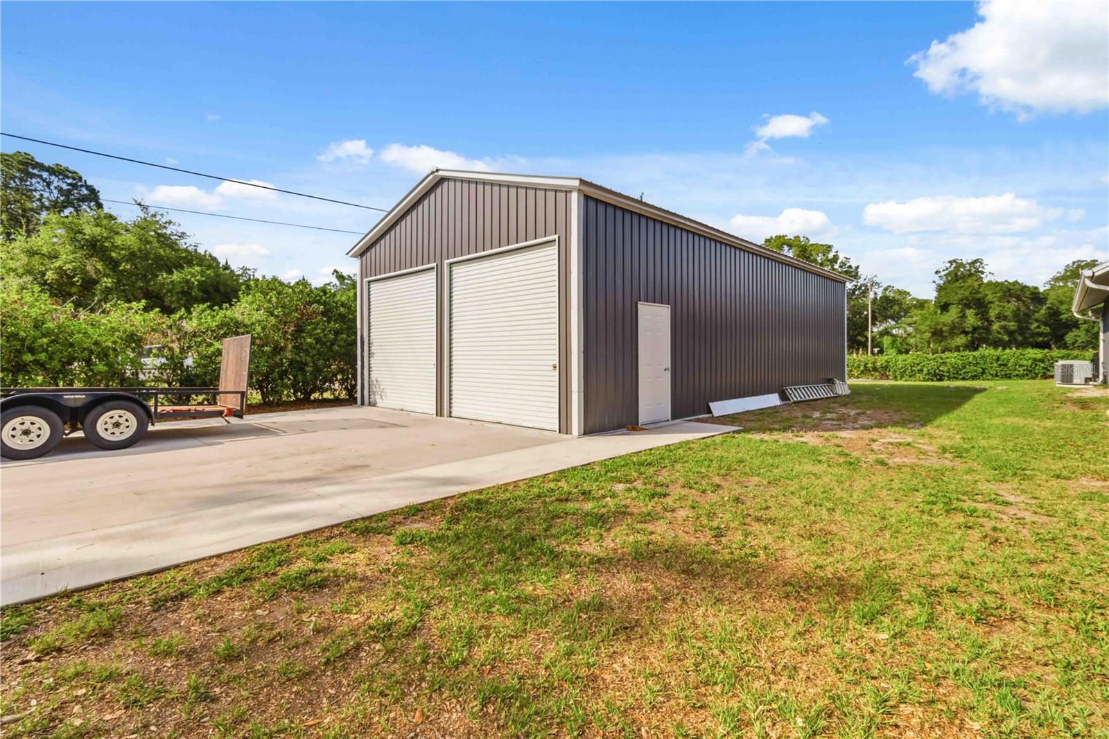 WESLEY CHAPEL ACRES UNREC PLAT - Residential