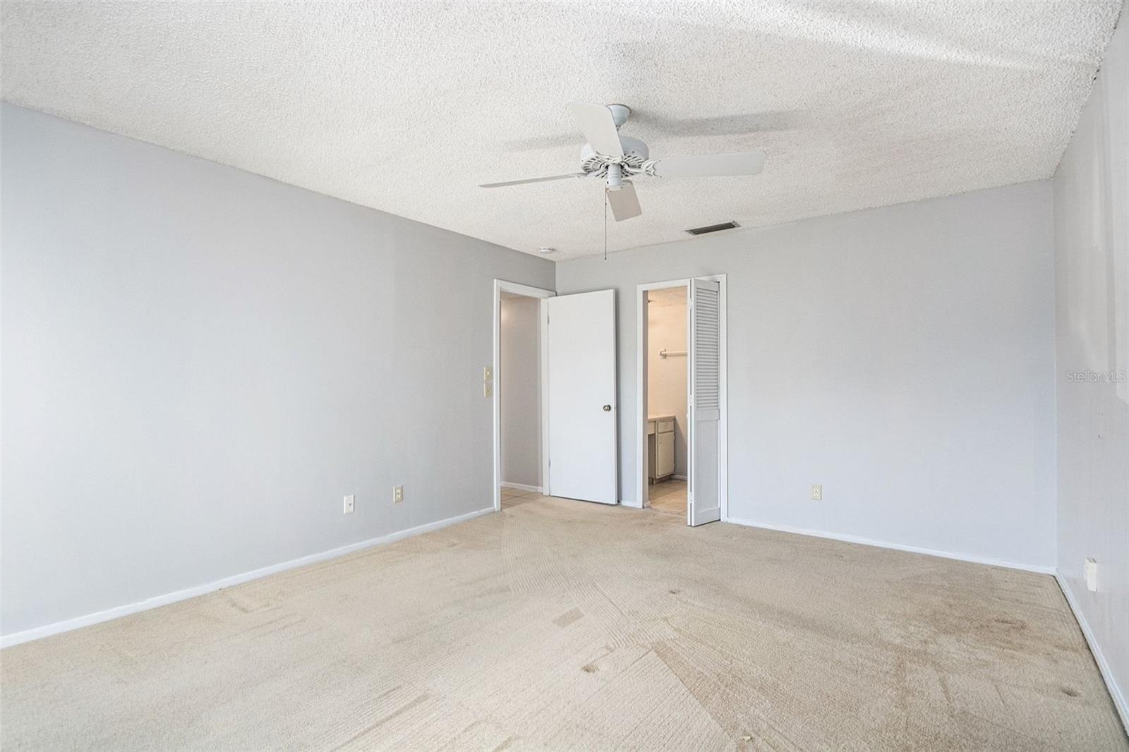 LAKE VILLAS CONDO - Residential