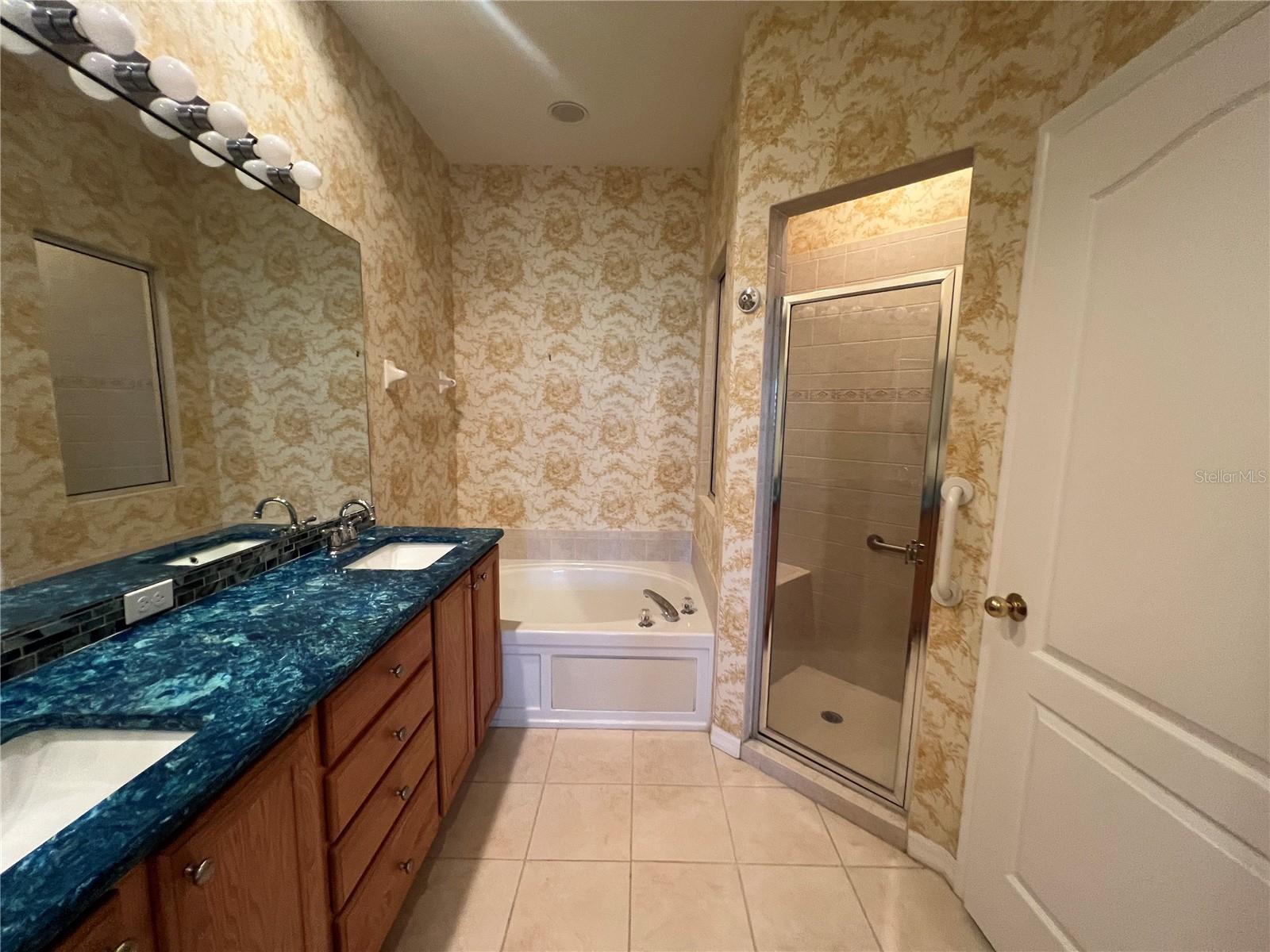 HERON CREEK - Residential Lease