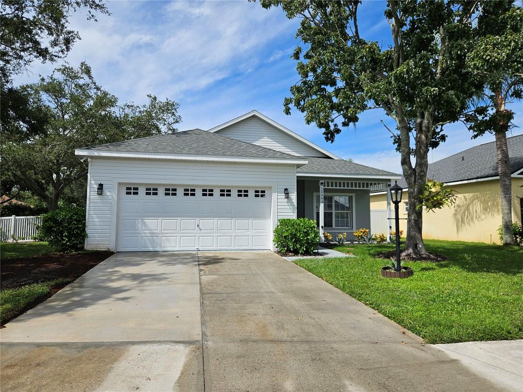Photo of 12303 Tall Pines Way, Lakewood Ranch, FL 34202 (MLS # A4688913)